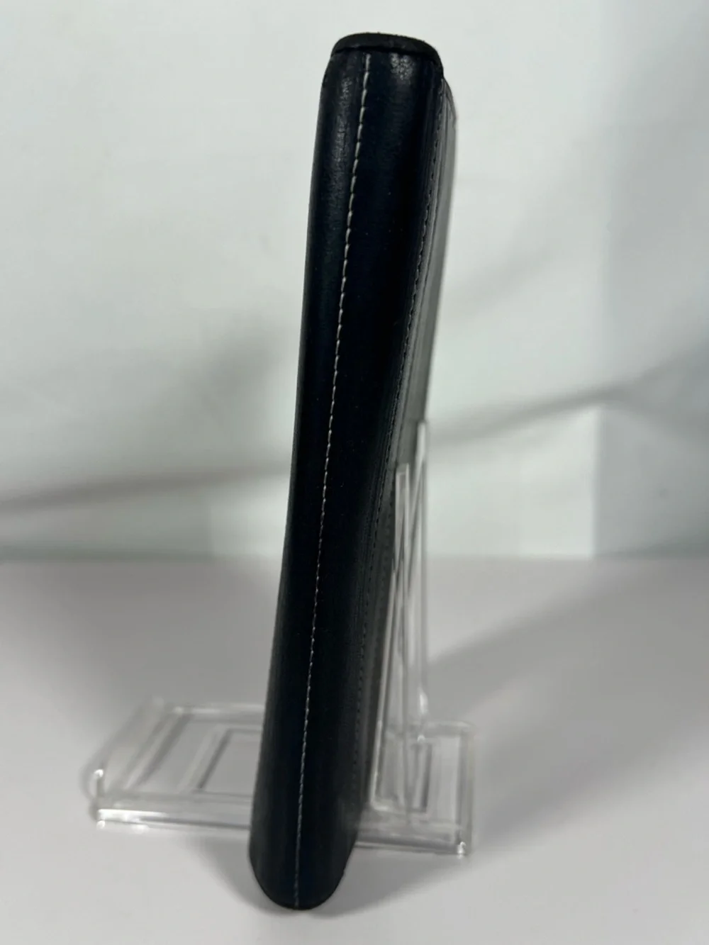 1173: Vintage Chanel CC Logo Black Leather Long Wallet